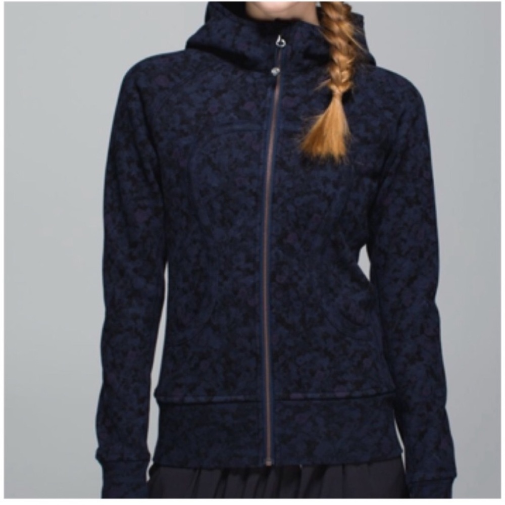 Lululemon Athletica Scuba Hoodie full zip. EUC